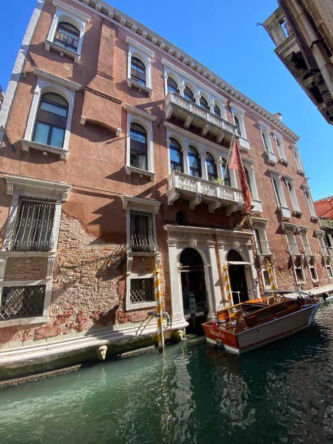 Classic Double Room Canal View
