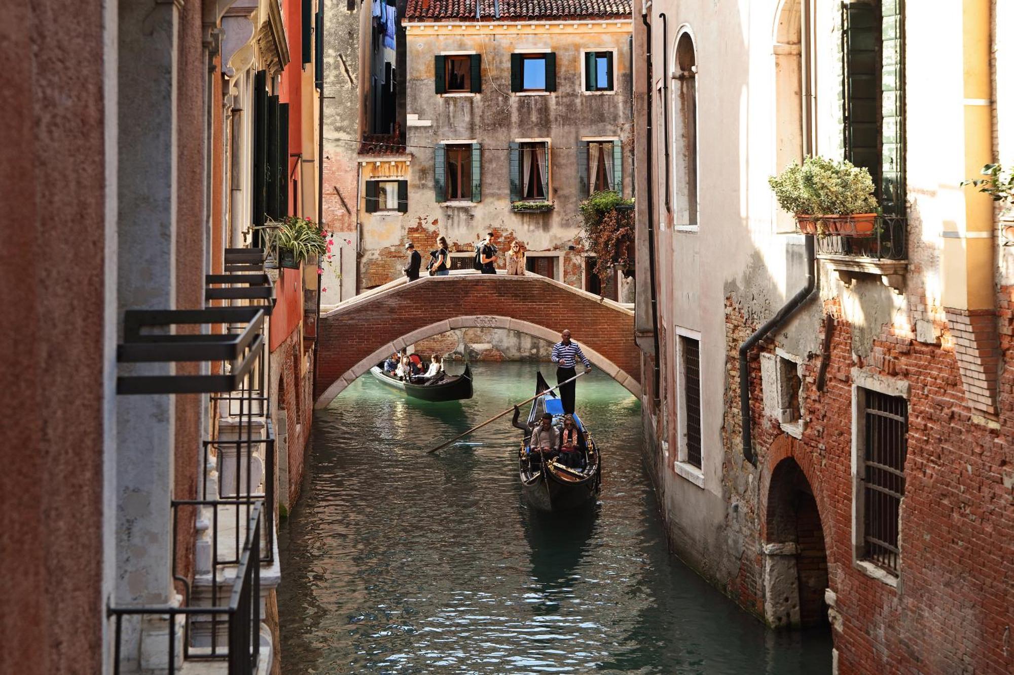 Classic Double Room Canal View