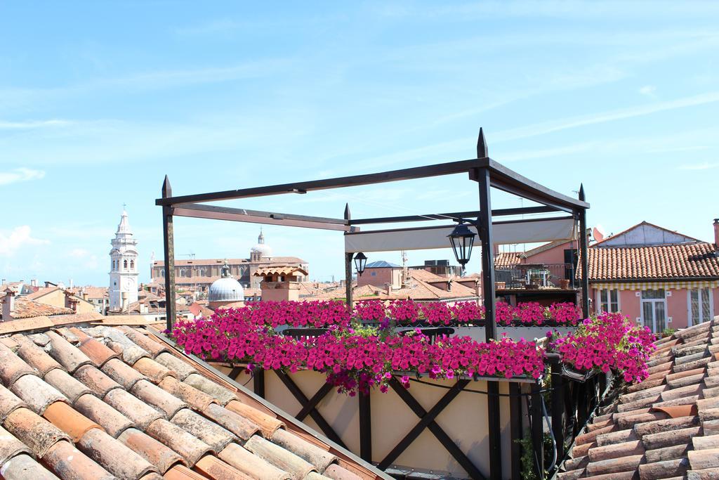 Double Room with Terrace,1367711732:JPEG