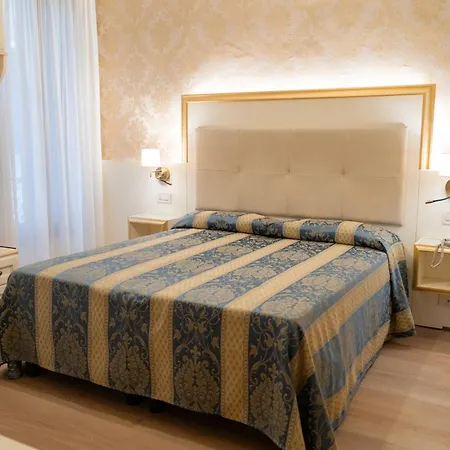 Hotel Tivoli-3