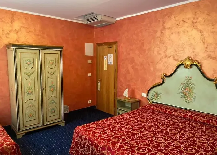 Hotel Malibran