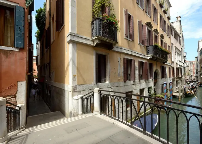 Albergo a parte: Residence La Fenice